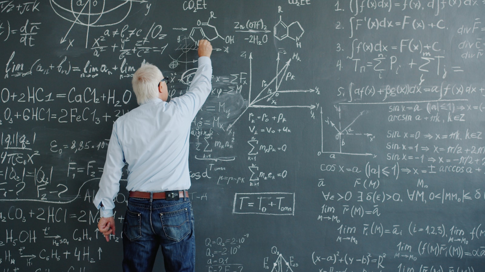 Best AI Tools for Math Teachers in 2026