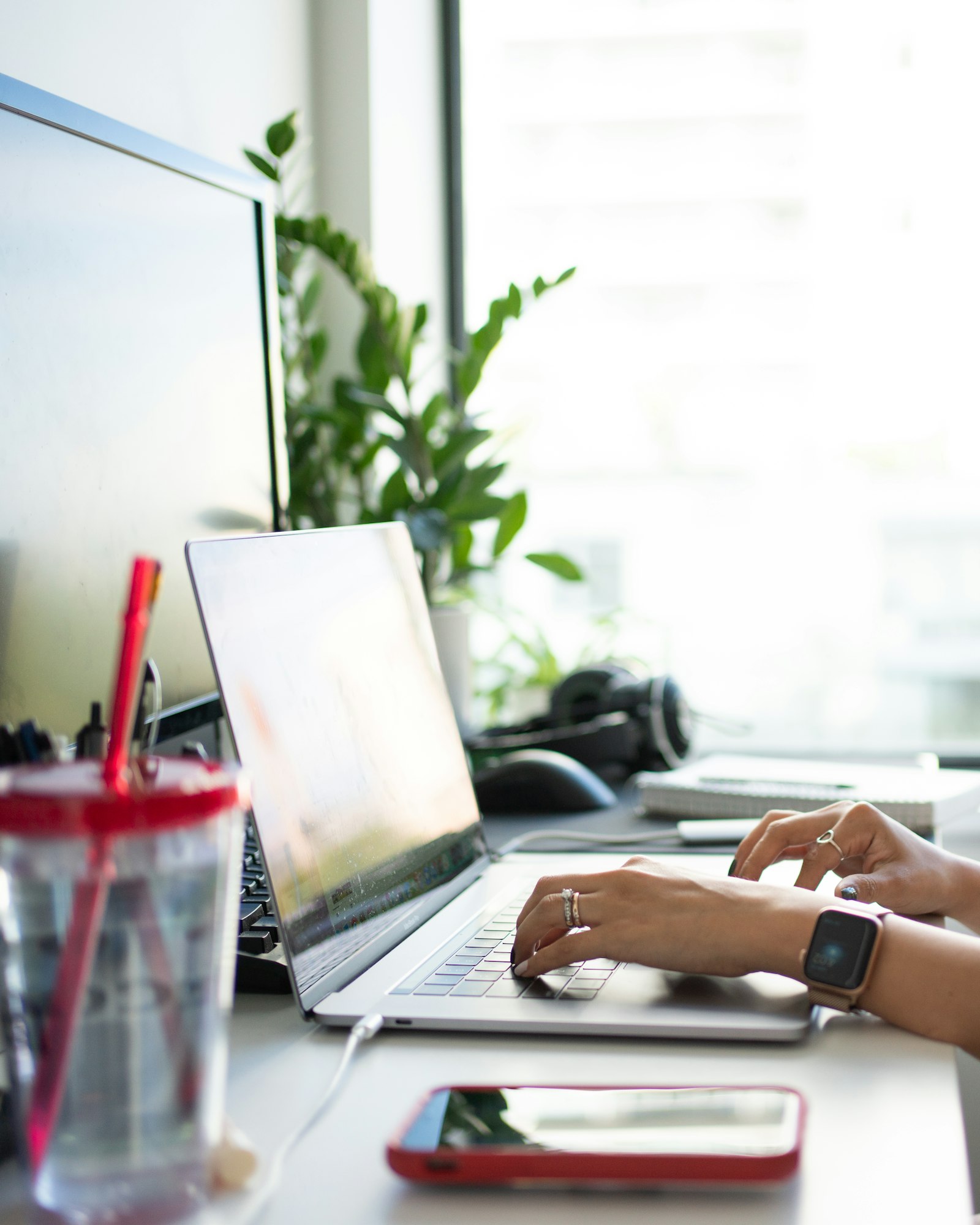 7 Best AI Tools for Remote Workers in 2026 (Honestly Reviewed)