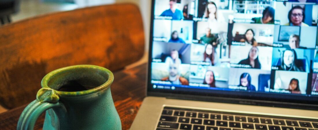 7 Best AI Meeting Assistants for Professionals in 2026 (Tested)