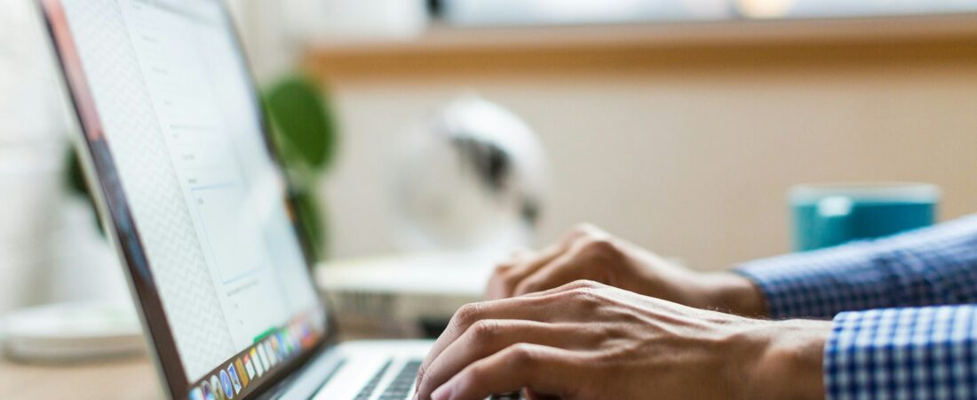 6 Best Free AI Writing Tools for Work in 2026