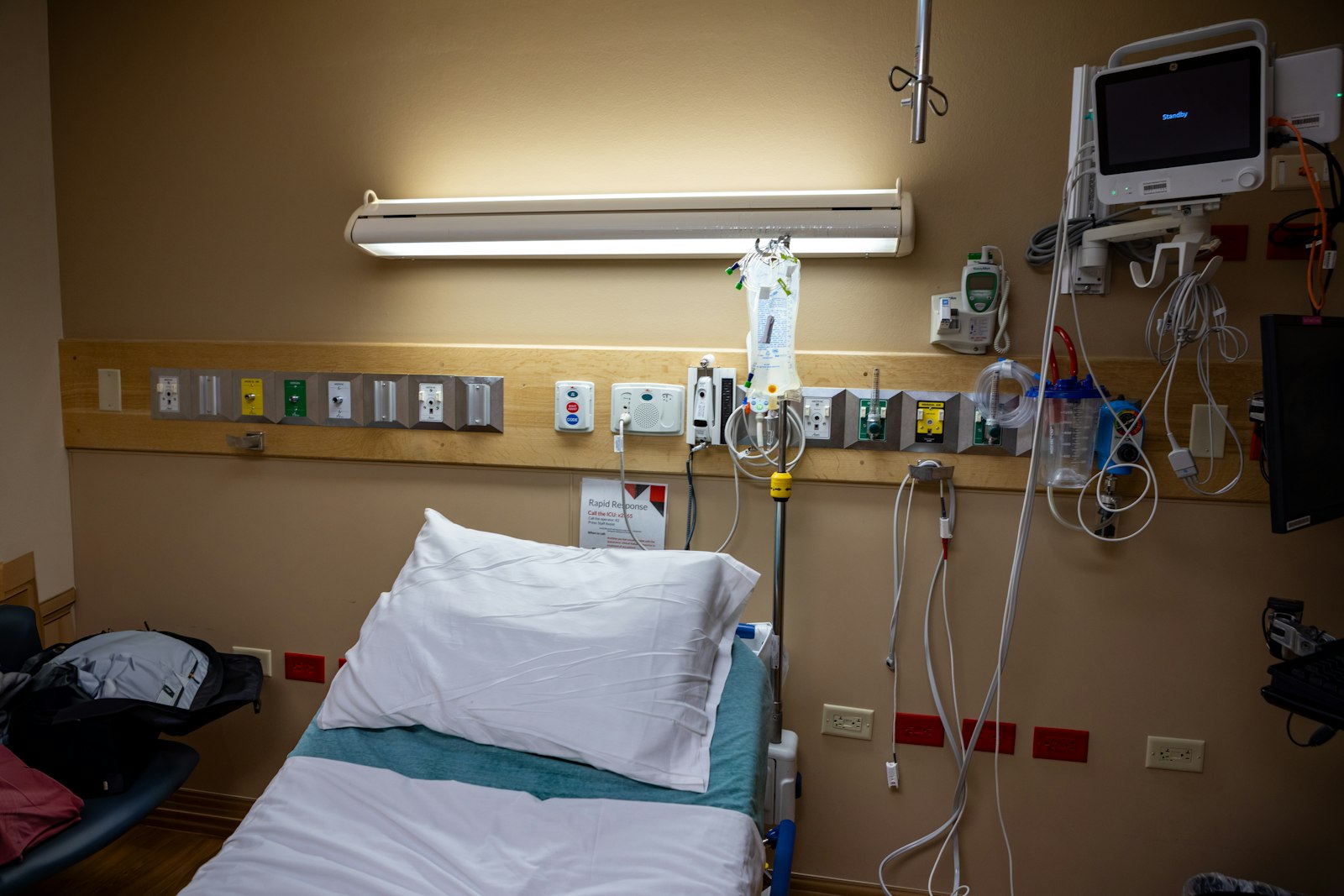 AI Shift Handoff Tools for Nurses in 2026